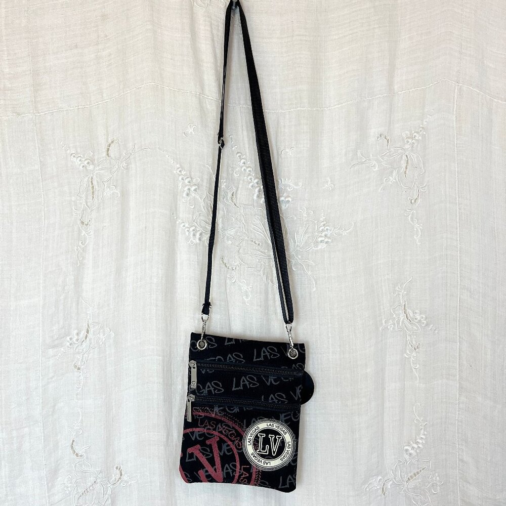 Robin Ruth Las Vegas Pouch & Flask NWOT - Picture 3 of 7